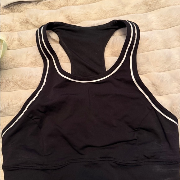 Lululemon Athletica Black and White Sports Bra- SIZE 4 - Picture 2 of 2